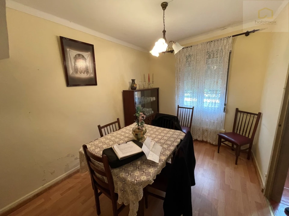 Moradia T3 para Venda em Povoação Foto 3