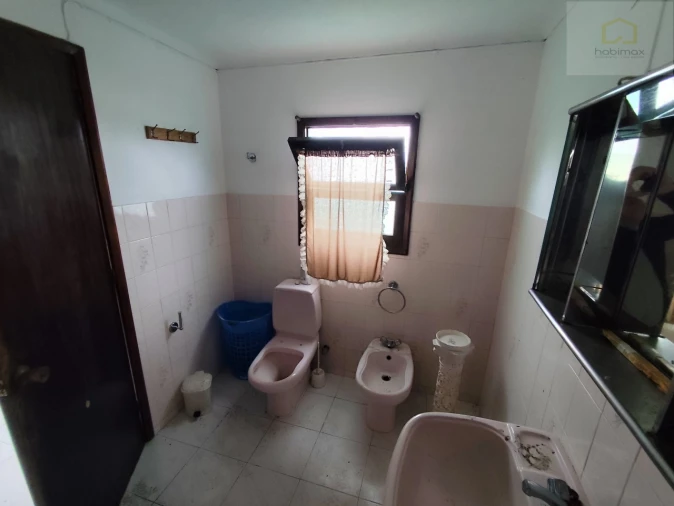 Moradia T3 para Venda em Arrifes Foto 6