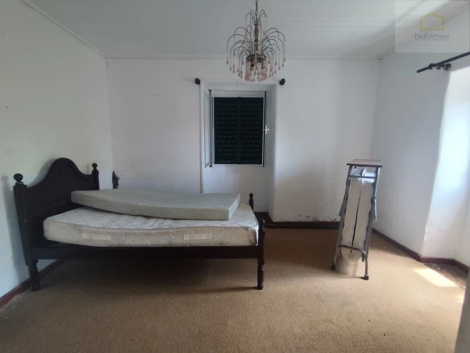 Moradia T3 para Venda em Arrifes Foto 7