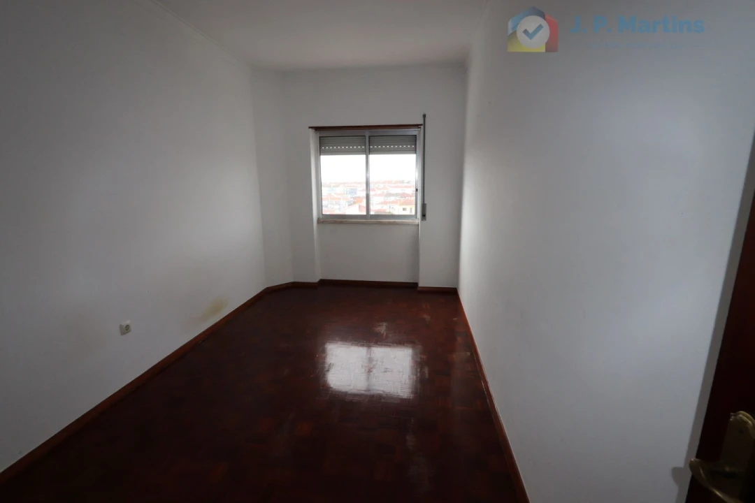 Apartamento T2 para Venda em Amora Foto 1