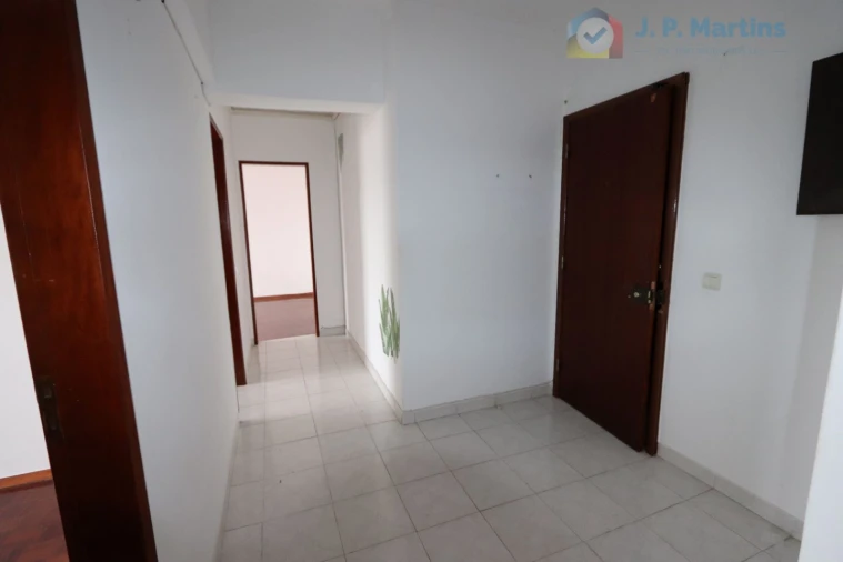 Apartamento T2 para Venda em Amora Foto 2