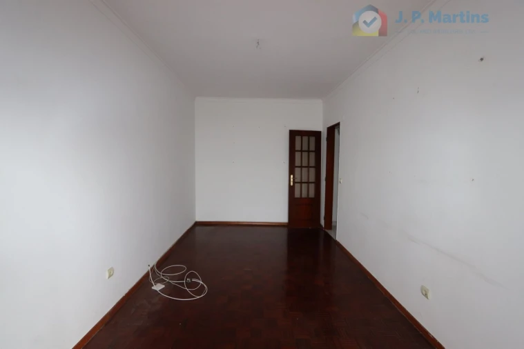 Apartamento T2 para Venda em Amora Foto 9