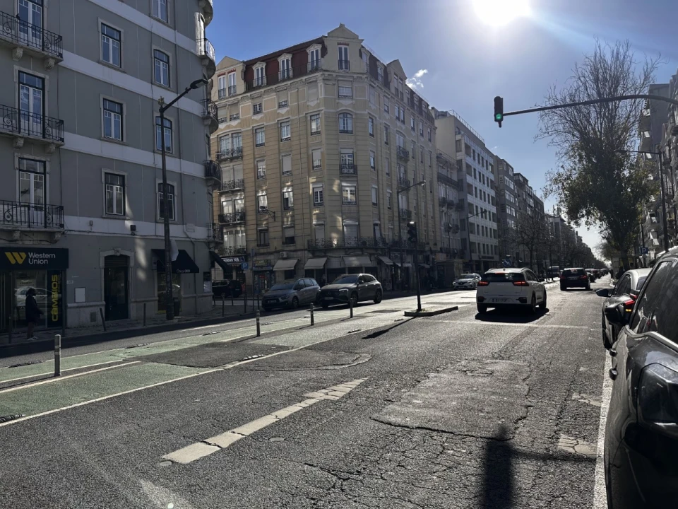 Loja para Arrendamento em Arroios Foto 27