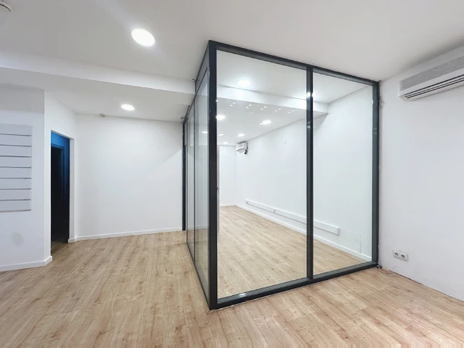 Loja para Arrendamento em Arroios Foto 5