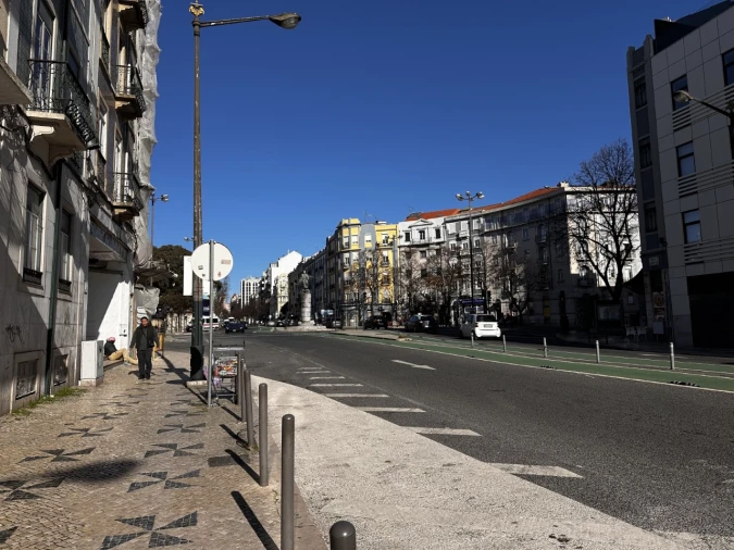 Loja para Arrendamento em Arroios Foto 26