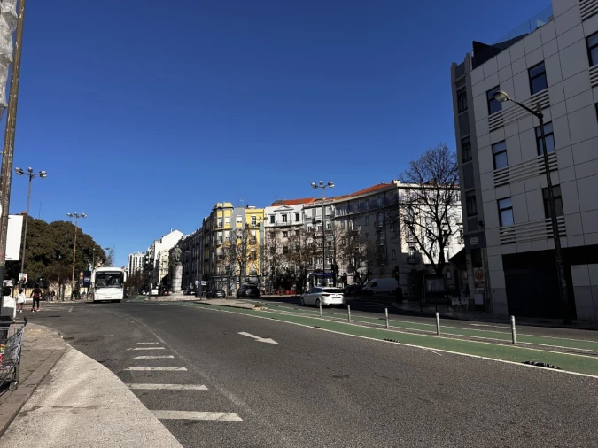 Loja para Arrendamento em Arroios Foto 28