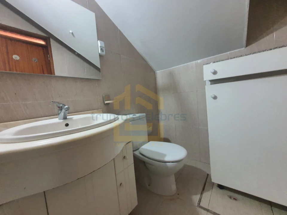 Moradia T7 para Venda em Vila do Conde Foto 8