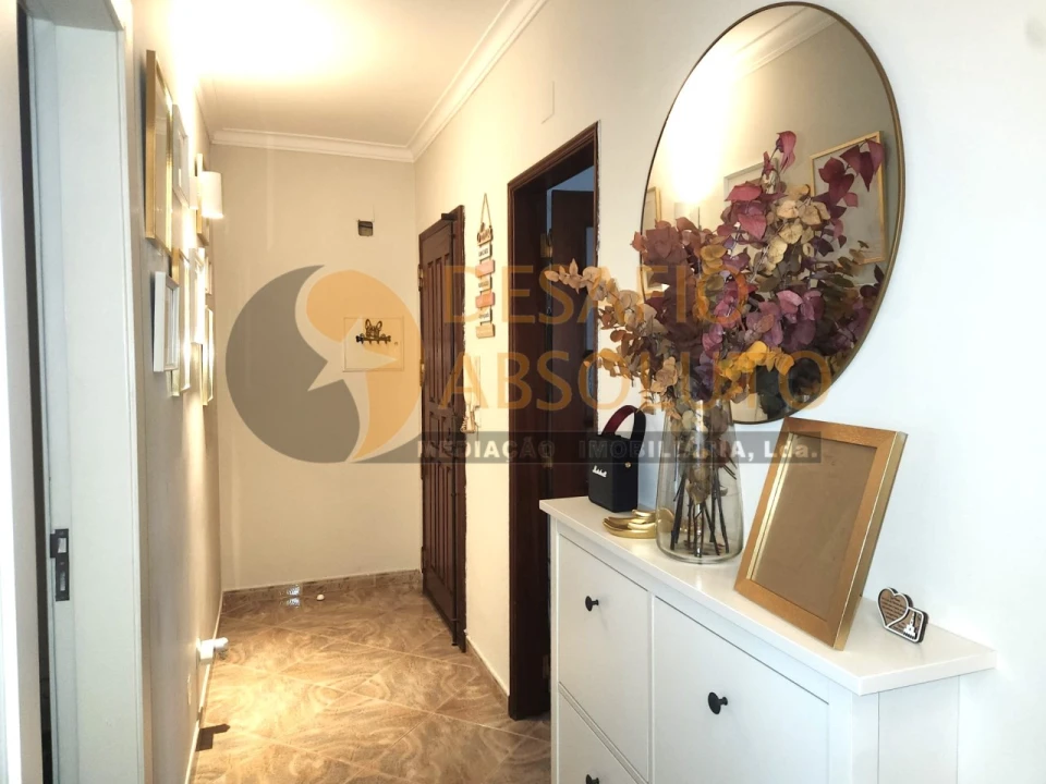 Apartamento T2 para Venda em Quinta do Conde Foto 2