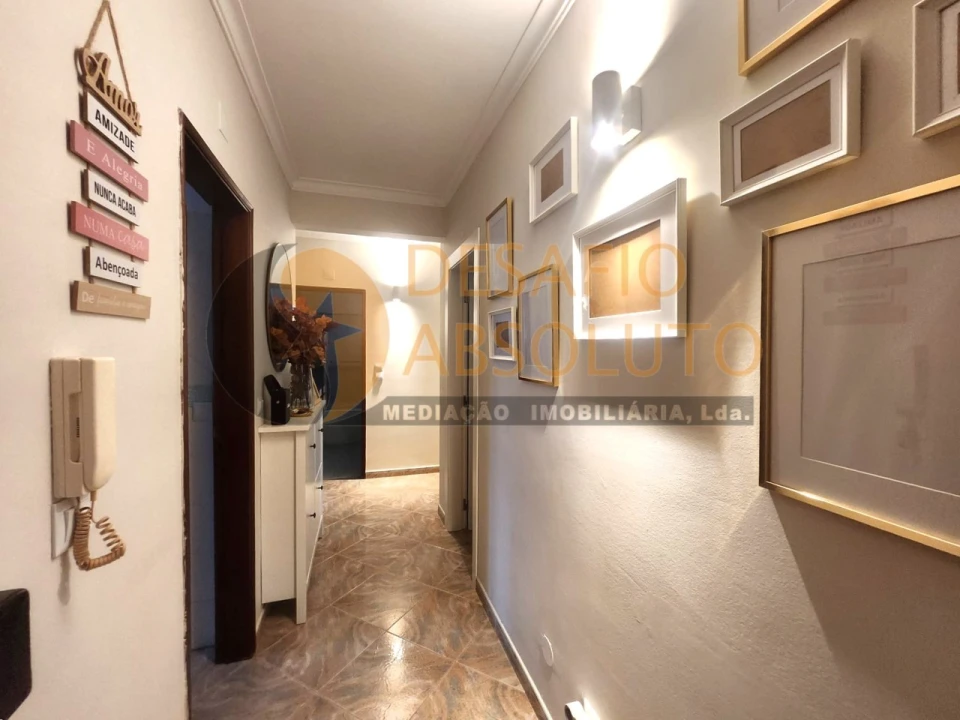 Apartamento T2 para Venda em Quinta do Conde Foto 4