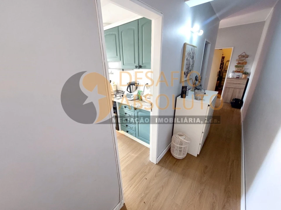 Apartamento T2 para Venda em Moita Foto 9