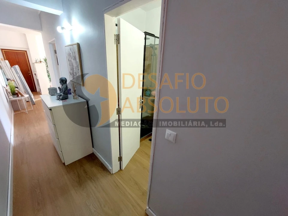 Apartamento T2 para Venda em Moita Foto 10