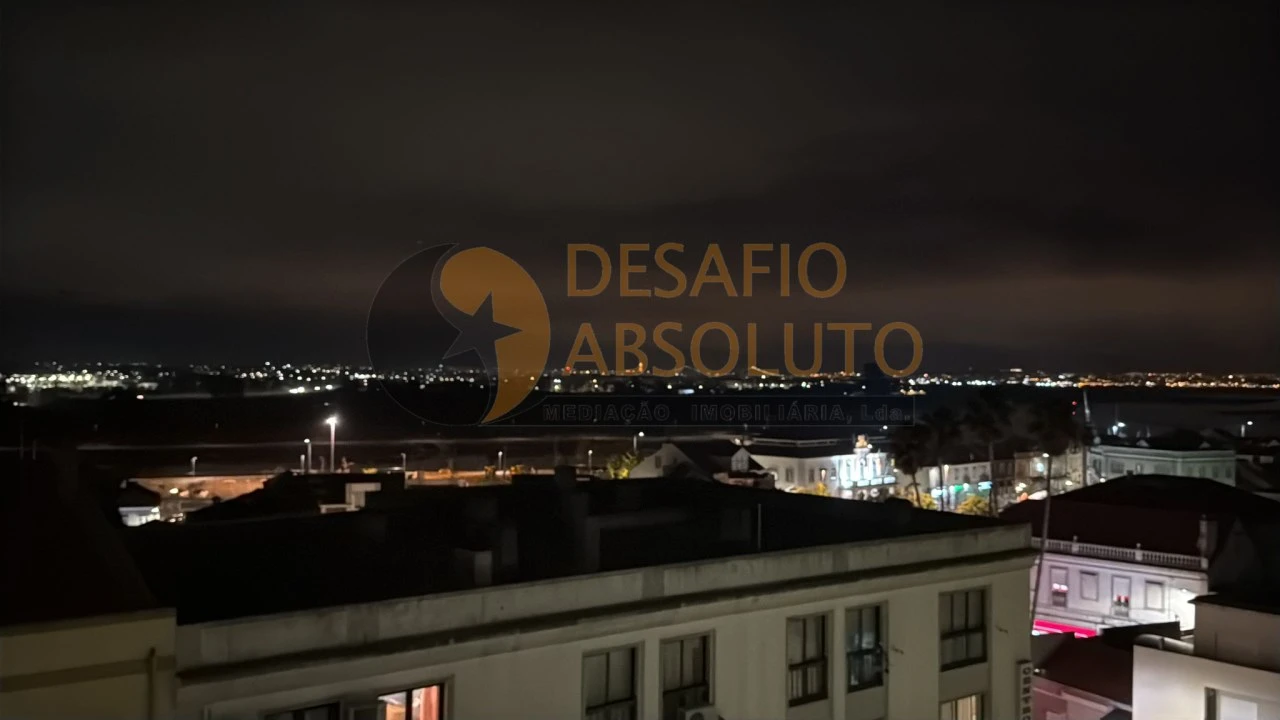 Apartamento T2 para Venda em Moita Foto 25