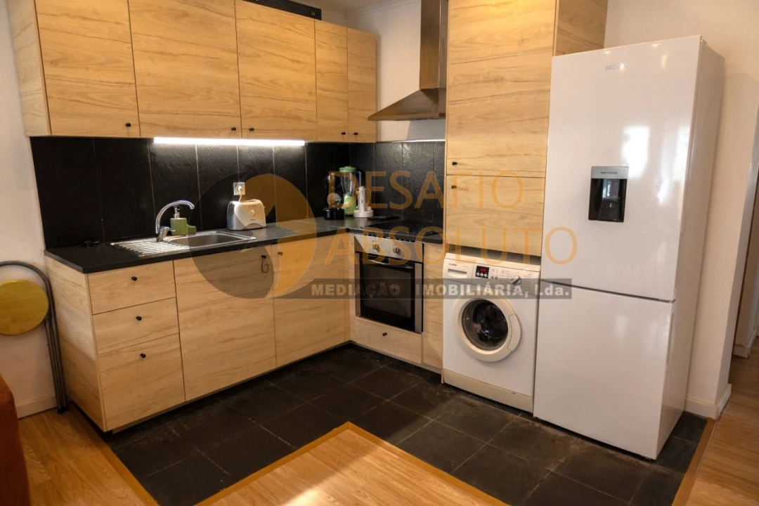 Apartamento T2 para Venda em Baixa da Banheira e Vale da Amoreira Foto 3