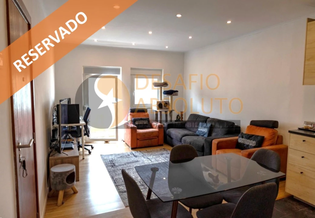 Apartamento T2 para Venda em Baixa da Banheira e Vale da Amoreira Foto 1