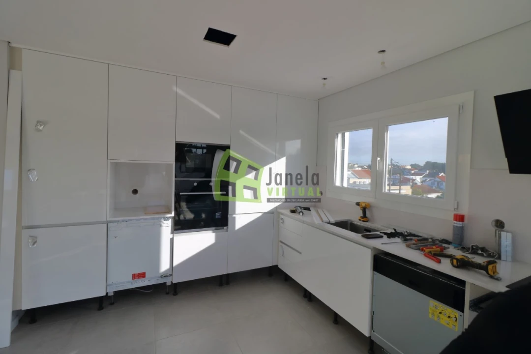 Moradia T3 para Venda em Fernao Ferro Foto 8