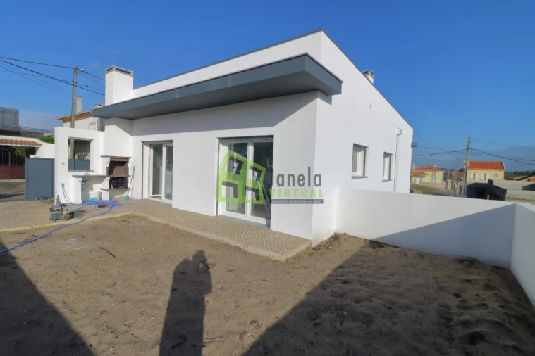 Moradia T3 para Venda em Fernao Ferro Foto 20