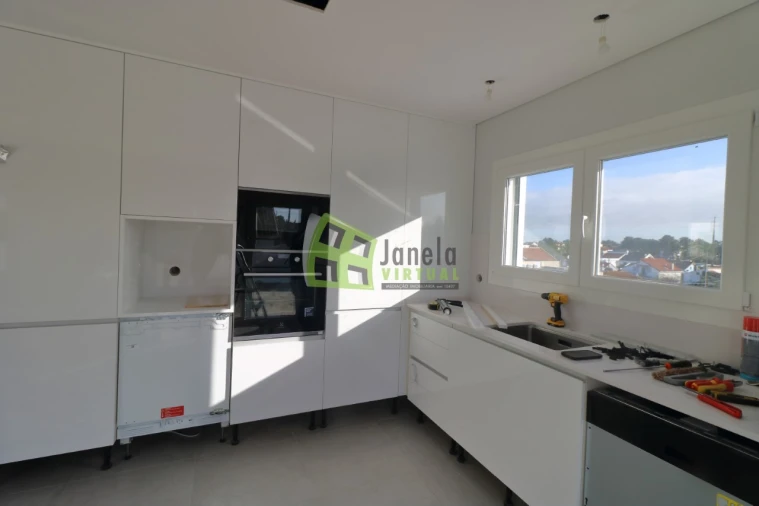 Moradia T3 para Venda em Fernao Ferro Foto 7