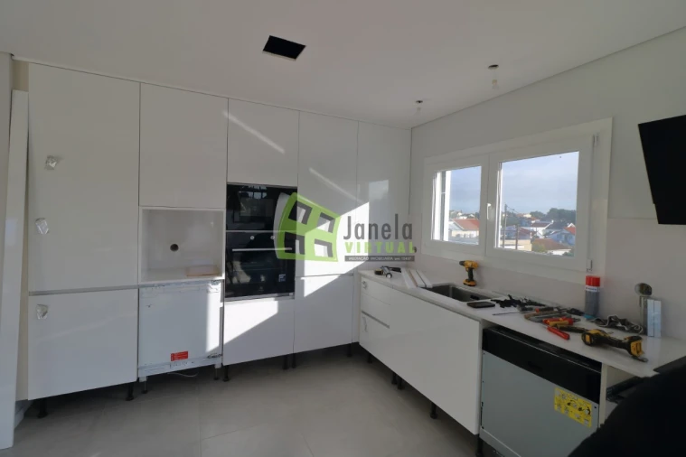 Moradia T3 para Venda em Fernao Ferro Foto 8