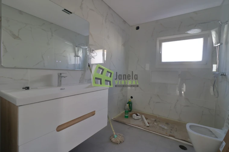 Moradia T3 para Venda em Fernao Ferro Foto 9