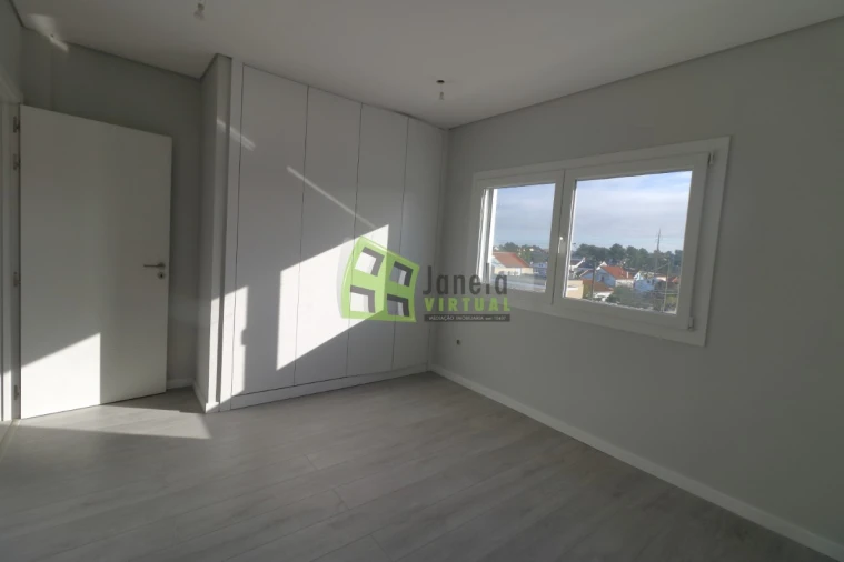 Moradia T3 para Venda em Fernao Ferro Foto 14