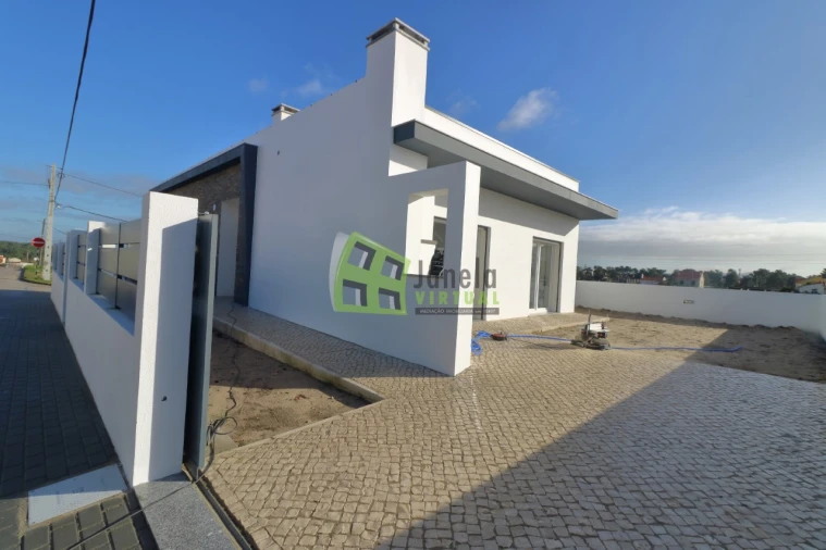 Moradia T3 para Venda em Fernao Ferro Foto 22