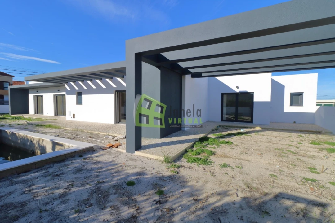 Moradia T3 para Venda em Fernao Ferro Foto 7