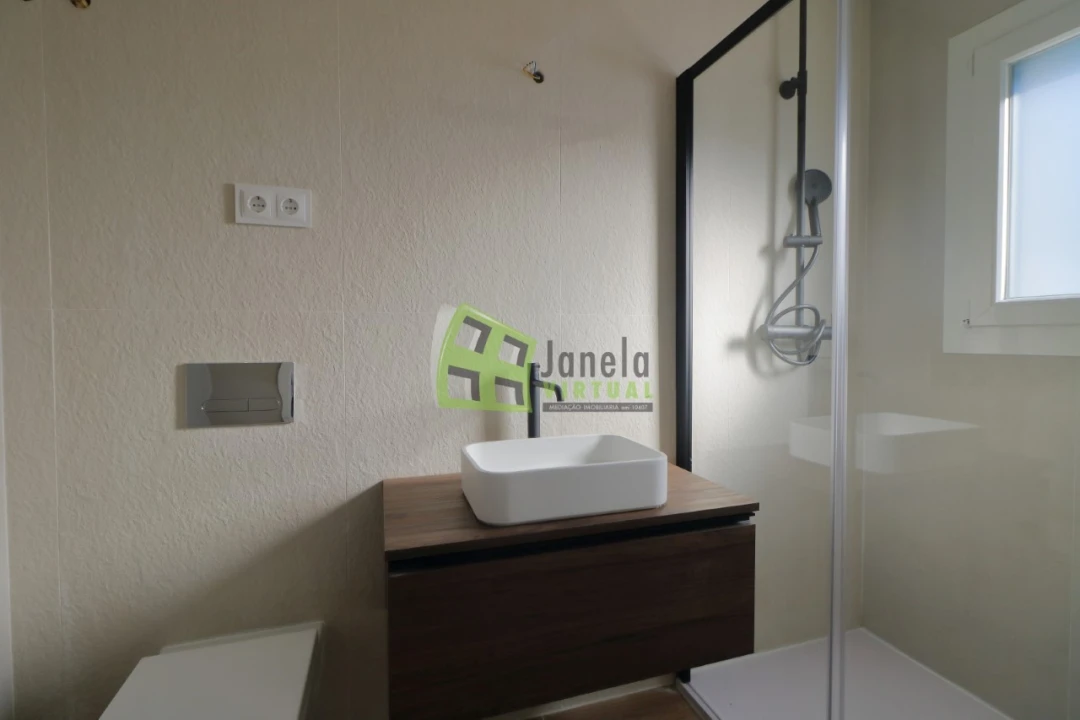 Moradia T3 para Venda em Fernao Ferro Foto 9