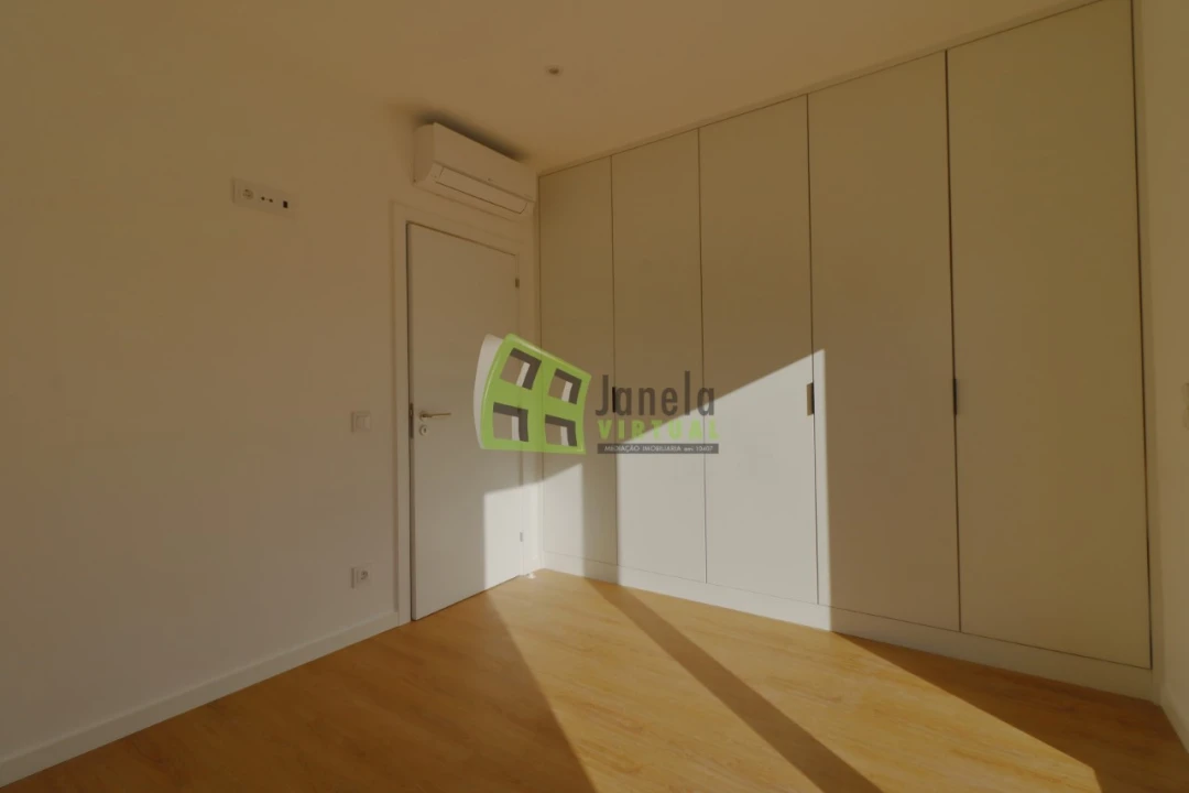 Moradia T3 para Venda em Fernao Ferro Foto 19