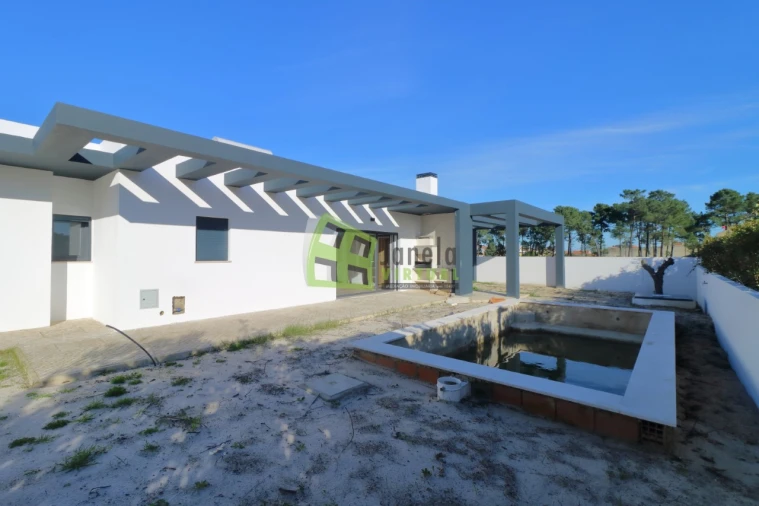 Moradia T3 para Venda em Fernao Ferro Foto 5