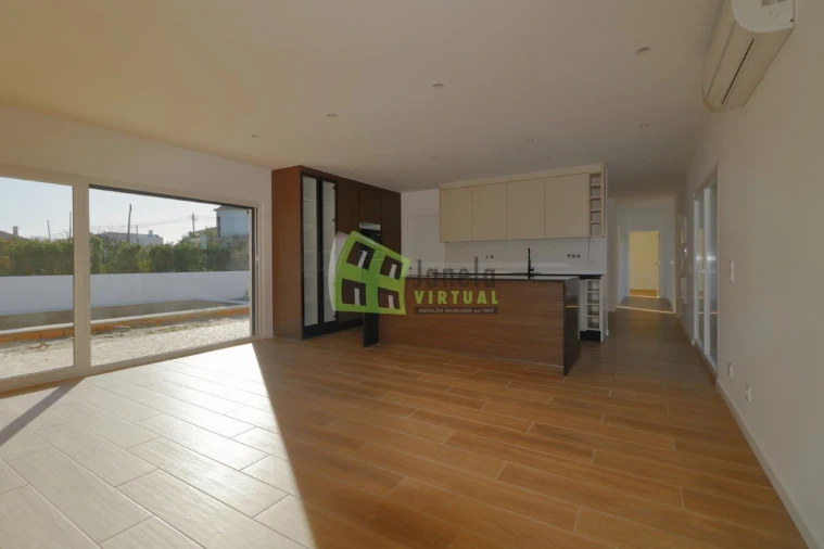 Moradia T3 para Venda em Fernao Ferro Foto 12