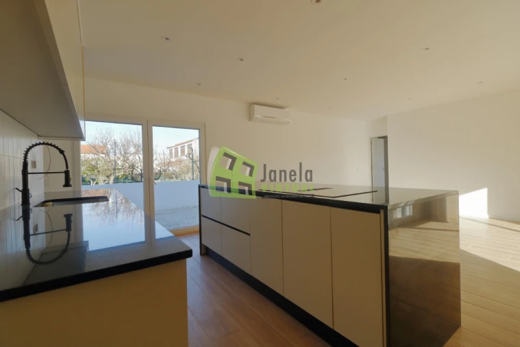 Moradia T3 para Venda em Fernao Ferro Foto 14