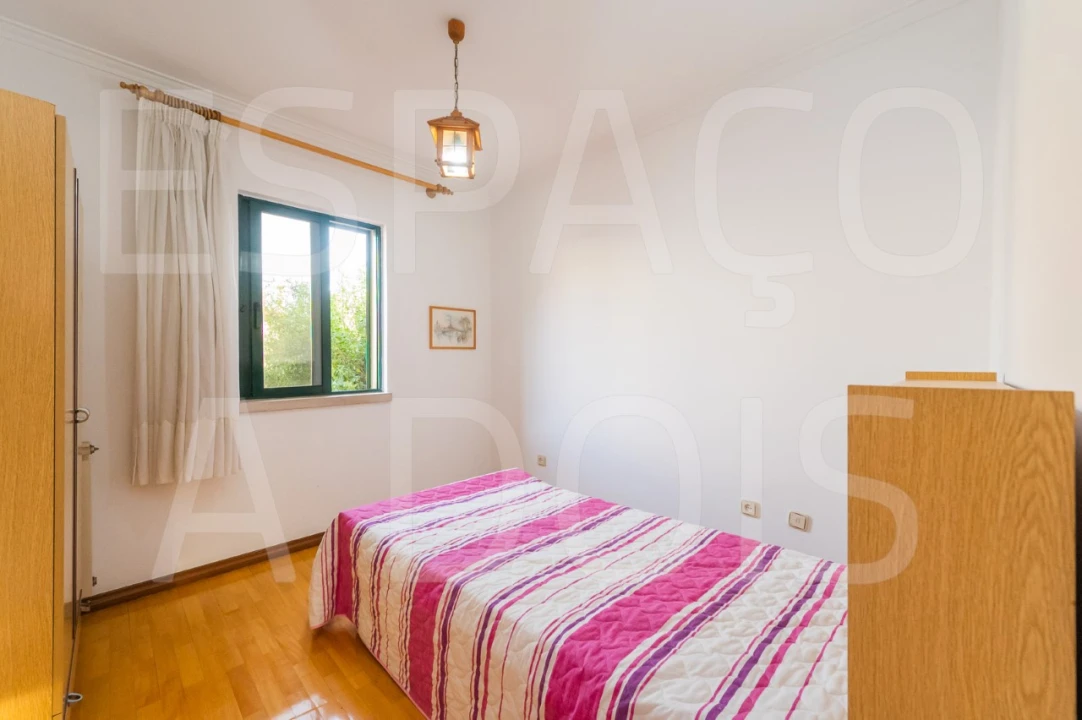 Moradia T5 para Venda em Massamá e Monte Abraão Foto 70