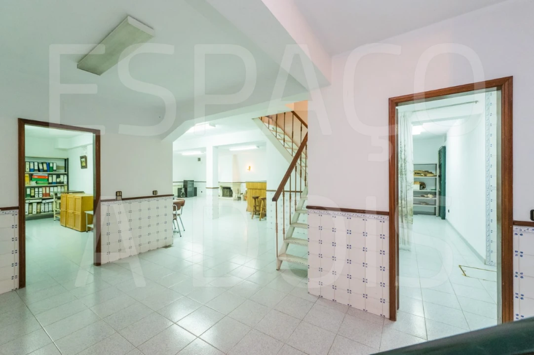 Moradia T5 para Venda em Massamá e Monte Abraão Foto 86