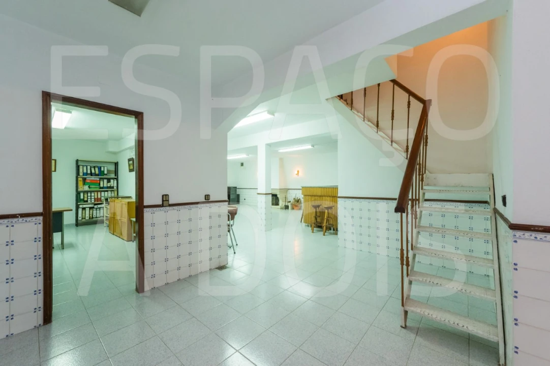 Moradia T5 para Venda em Massamá e Monte Abraão Foto 89