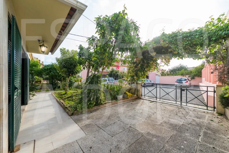 Moradia T5 para Venda em Massamá e Monte Abraão Foto 16