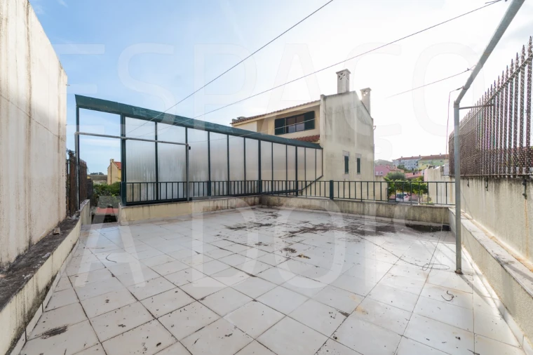 Moradia T5 para Venda em Massamá e Monte Abraão Foto 101