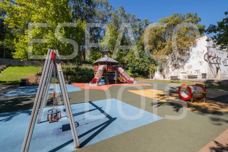 Moradia T5 para Venda em Massamá e Monte Abraão Foto 127