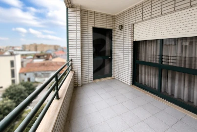 Apartamento T2 para Venda em Aver-O-Mar, Amorim e Terroso