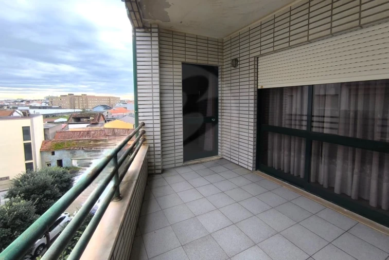 Apartamento T2 para Venda em Aver-O-Mar, Amorim e Terroso Foto 33