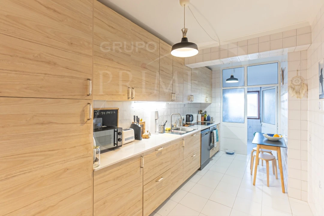 Apartamento T3 para Venda em Mindelo Foto 1