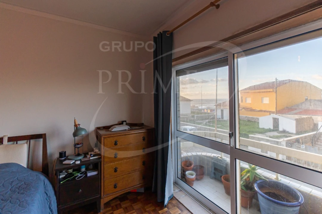 Apartamento T3 para Venda em Mindelo Foto 16