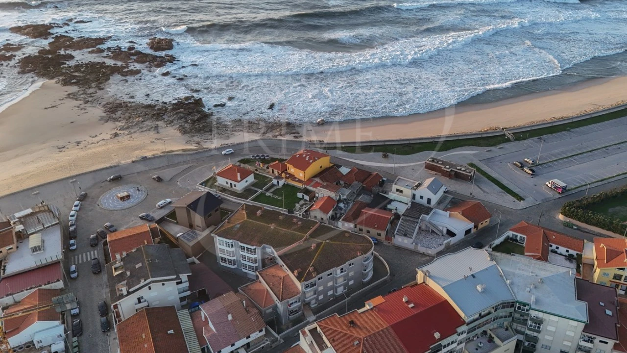 Apartamento T3 para Venda em Mindelo Foto 25