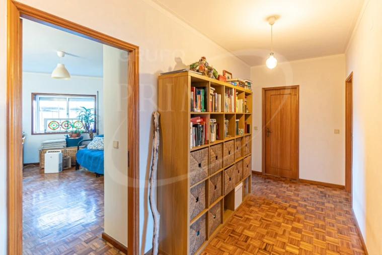 Apartamento T3 para Venda em Mindelo Foto 11