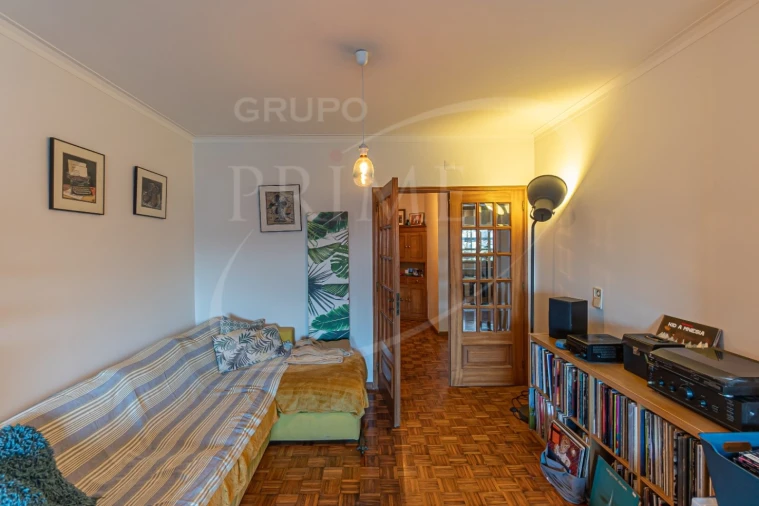 Apartamento T3 para Venda em Mindelo Foto 13