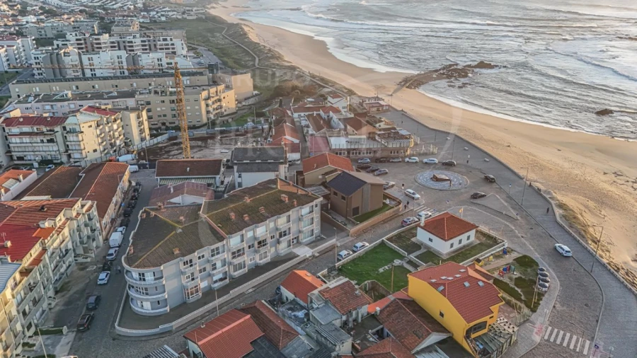 Apartamento T3 para Venda em Mindelo Foto 24