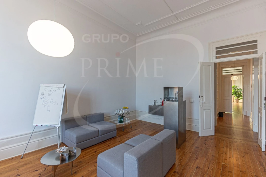 Escritório para Arrendamento em Cedofeita, Santo Ildefonso, Sé, Miragaia, São Nicolau e Vitória Foto 14