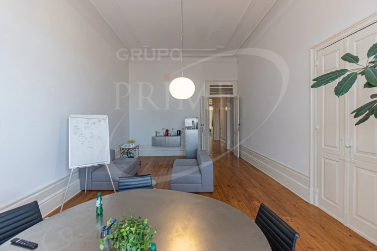 Escritório para Arrendamento em Cedofeita, Santo Ildefonso, Sé, Miragaia, São Nicolau e Vitória Foto 13