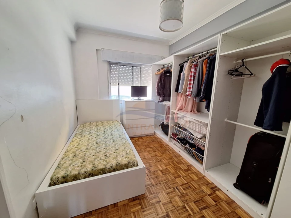 Apartamento T3 para Venda em Encosta do Sol Foto 18