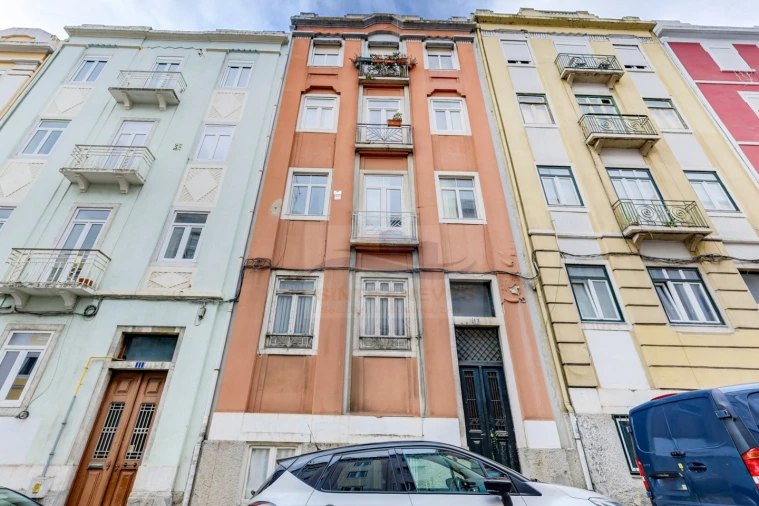 Apartamento T3 para Venda em Arroios Foto 1