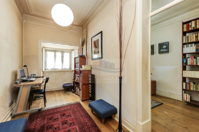 Apartamento T3 para Venda em Arroios Foto 6